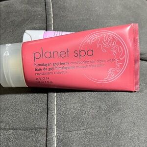 Avon Planet Spa Goji Berry Hair Mask - Pink